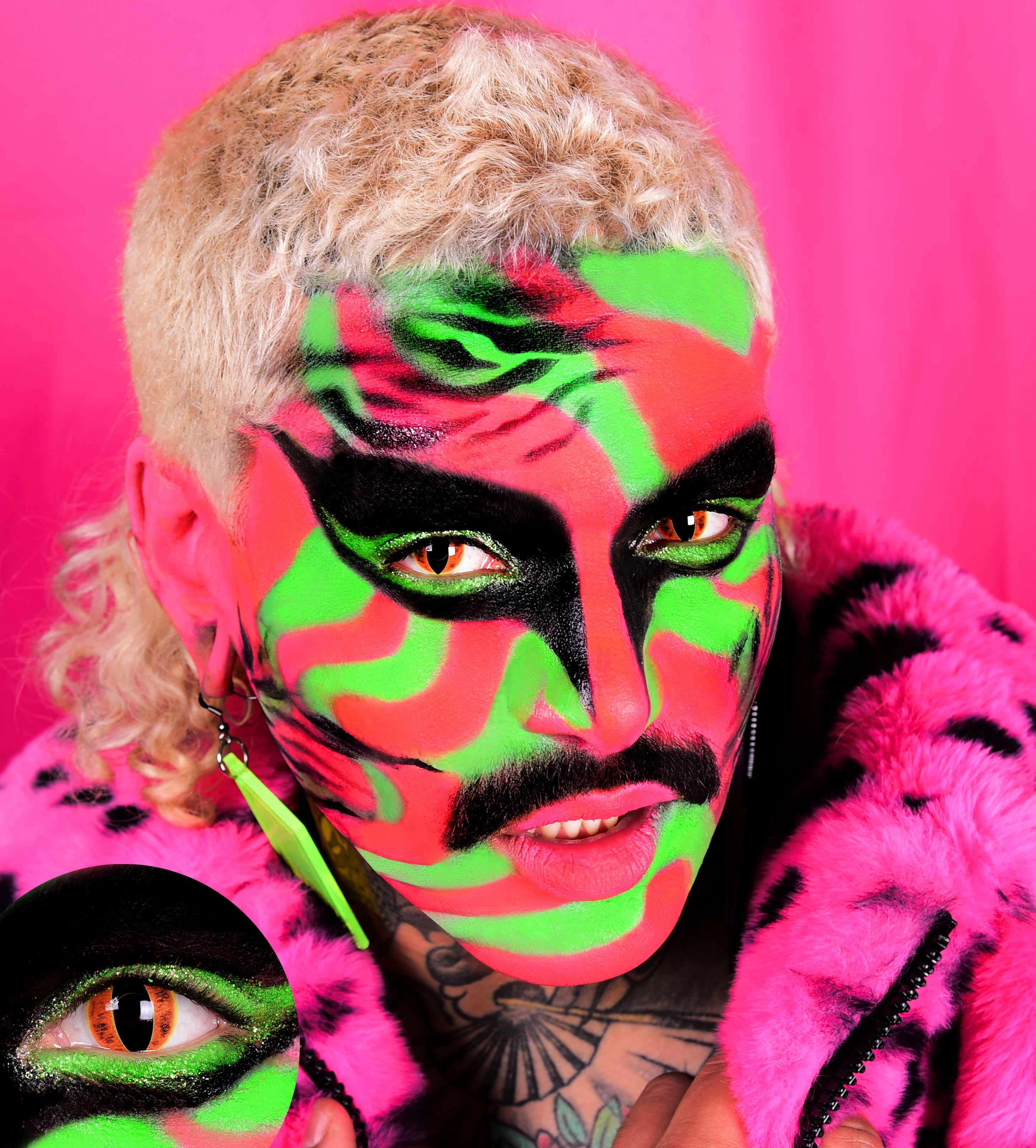 PRIMAL Sauron lentilles rouges reptile cosplay