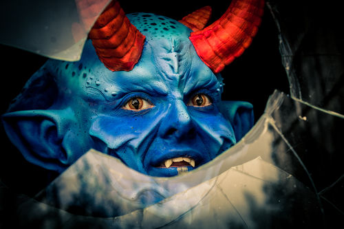 Primal Diablo lentilles orange jaune cosplay démon